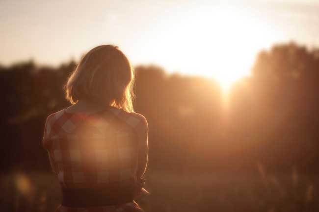 woman praying